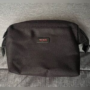 Tumi for AirBerlin Black Travel cosmetic Zipper Pouch